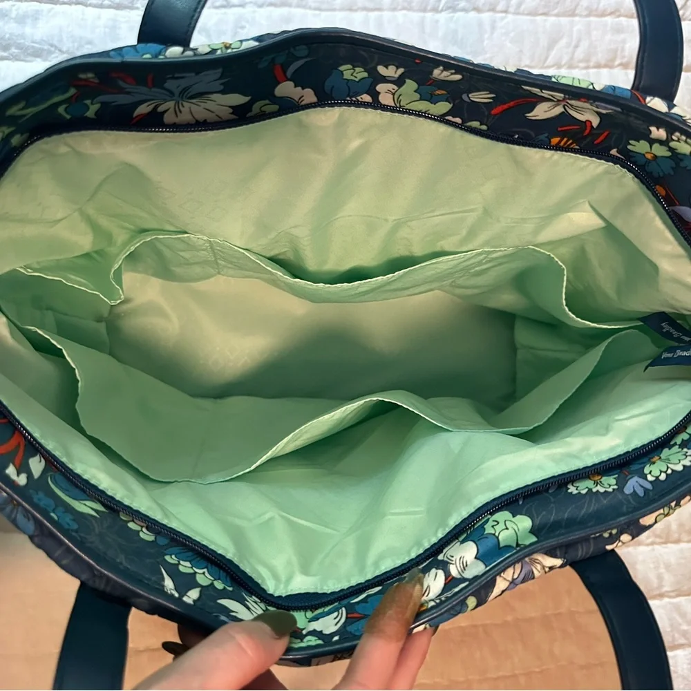 Vera Bradley Floral Quilted Tote Bag - Blue NWT - Picture 4 of 4